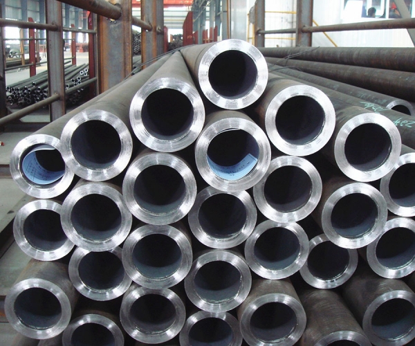 What is seamless steel pipe